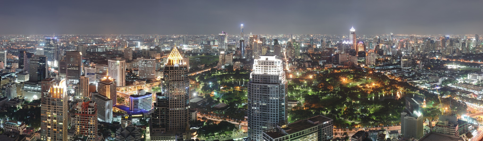 Bangkok Skyline bei Nacht